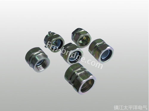 碳鋼(gang)金屬軟(ruǎn)管接頭(tóu)