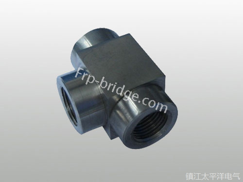 内螺(luó)紋直通中(zhong)間接頭