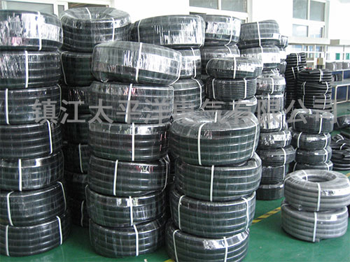 黑色波(bō)紋尼龍軟管