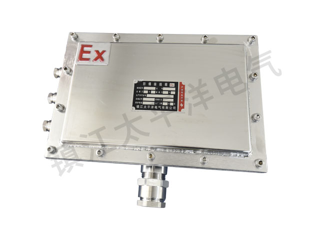 不鏽鋼(gāng)防爆接線箱(xiang)