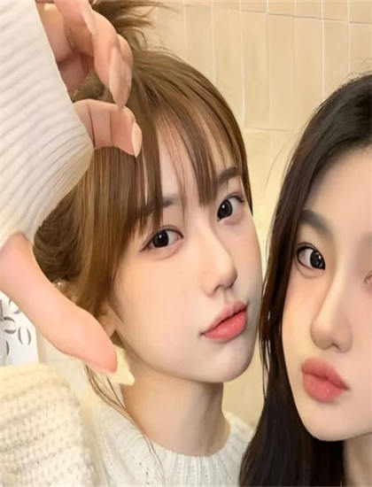 《闪光少女撞地球》艺术价值：专业角度评价与艺术成就分析